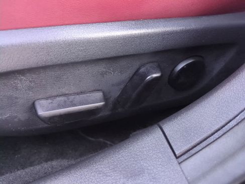 New 2026 MAZDA MAZDA3 Hatchback w/Premium Plus Pkg image 15