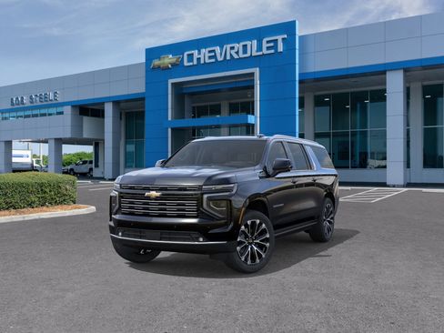 New 2026 Chevrolet Suburban High Country AWD/4WD image 8