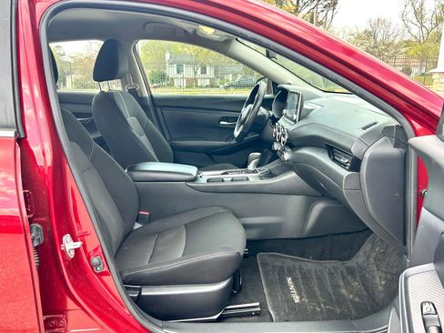 Used 2022 Nissan Sentra SV w/ All-Weather Package image 18