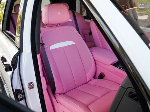 Used 2024 Rolls-Royce Cullinan image 81