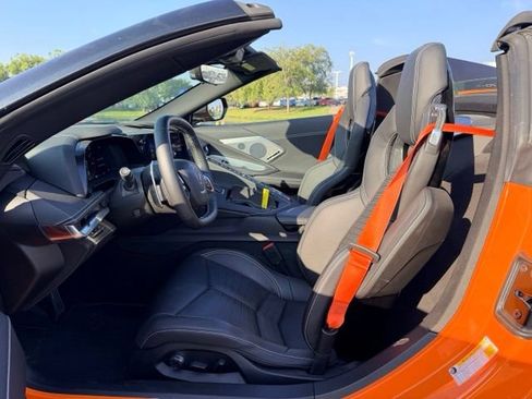 Used 2023 Chevrolet Corvette Stingray Preferred Conv w/ Battery Protection Package RWD image 8