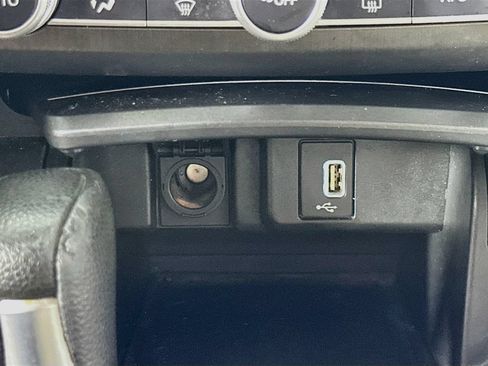 Used 2019 Honda Accord LX image 27
