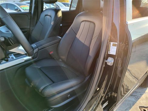 New 2024 Mercedes-Benz GLB 250 image 17