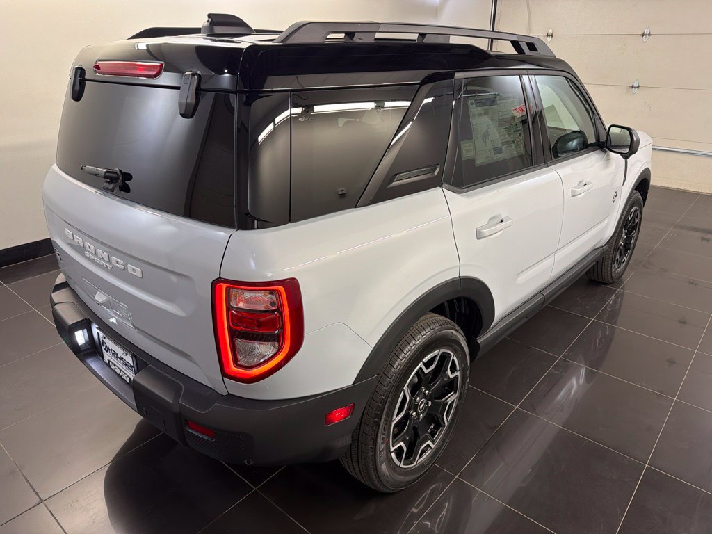 New 2026 Ford Bronco Sport Outer Banks w/ Outer Banks Tech Package+ AWD/4WD image 6