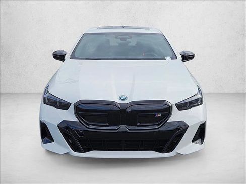 Used 2025 BMW i5 M60 w/ Premium Package AWD/4WD image 5