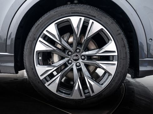 New 2026 Audi Q8 Premium Plus image 22