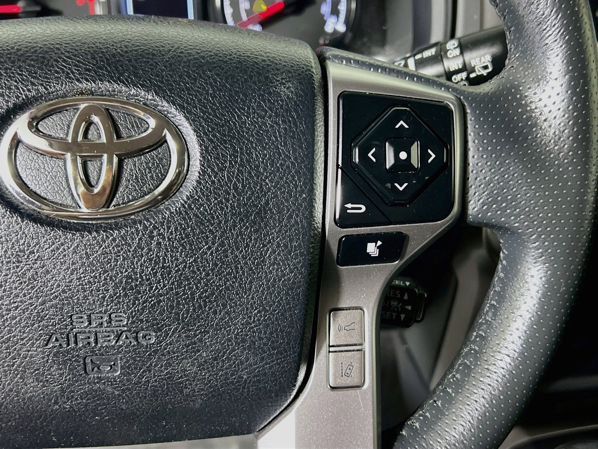 Used 2021 Toyota 4Runner SR5 RWD image 19