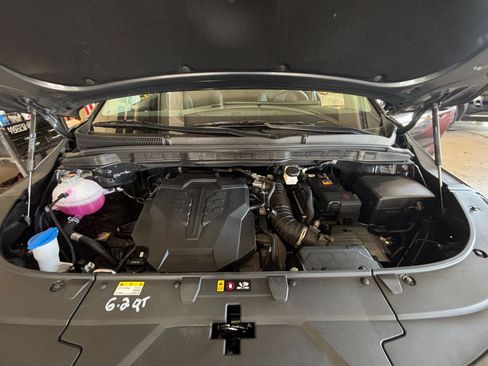 Used 2026 Kia Carnival FWD image 35
