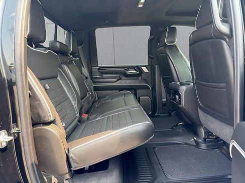 Used 2025 GMC Sierra 2500 AT4X AWD/4WD image 18