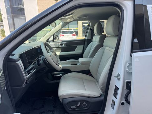 Used 2025 Hyundai Santa Fe SEL AWD/4WD image 28