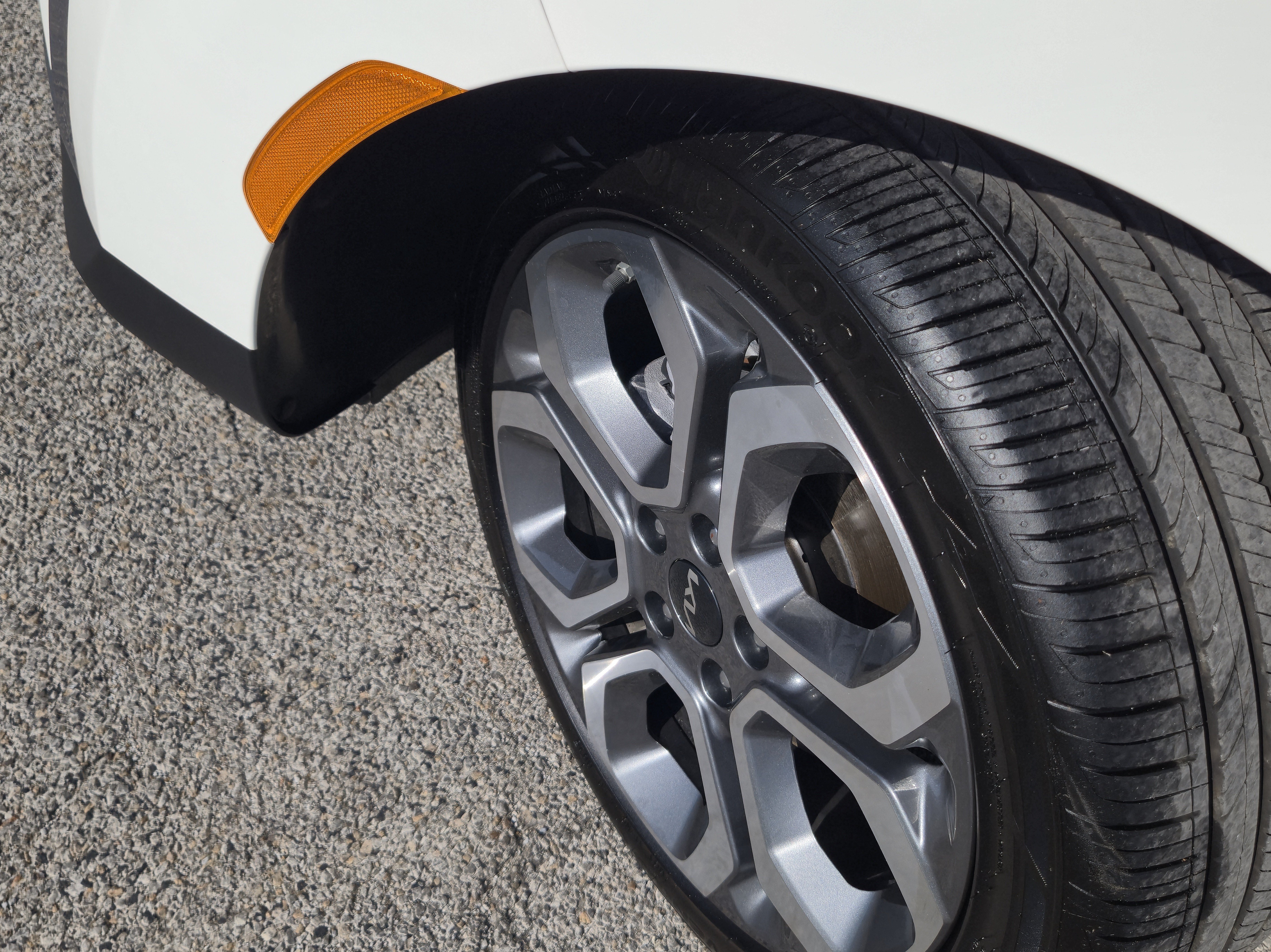 Used 2025 Kia Soul EX FWD image 7