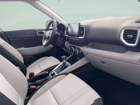 New 2026 Hyundai Venue SEL FWD image 15