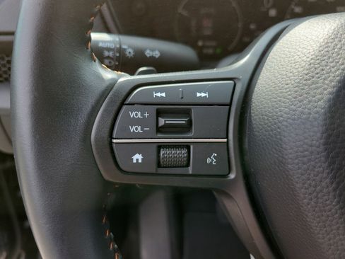 Used 2025 Honda CR-V Sport-L image 31