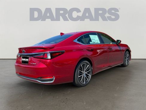 New 2025 Lexus ES 300h w/ Premium Package image 7