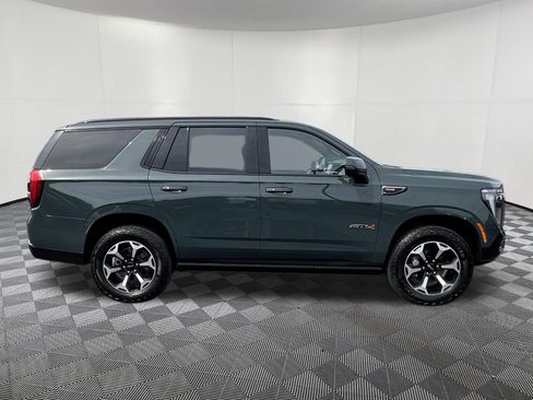 Used 2025 GMC Yukon AT4 w/ AT4 Premium Package AWD/4WD image 7
