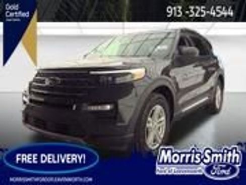 Used 2024 Ford Explorer XLT w/ Equipment Group 202A AWD/4WD image 1