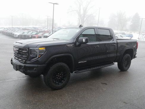 Used 2023 GMC Sierra 1500 AT4X image 11