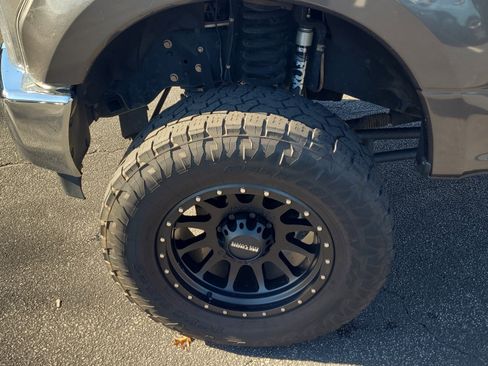 Used 2018 Ford F250 Lariat w/ Lariat Ultimate Package image 9