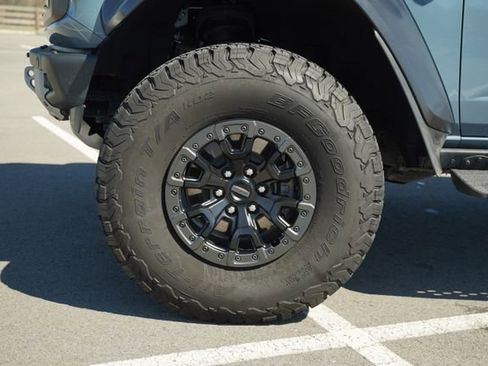 Used 2023 Ford Bronco Raptor image 11
