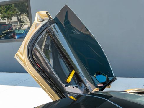 Used 2020 Lamborghini Aventador SVJ AWD/4WD image 59