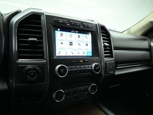 Used 2019 Ford Expedition Platinum RWD image 15