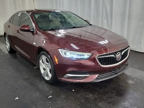 Used 2019 Buick Regal Preferred w/ Driver Confidence Package I image 5