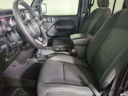 Used 2022 Jeep Gladiator Sport AWD/4WD image 12