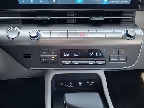 Used 2025 Hyundai Kona SEL image 19