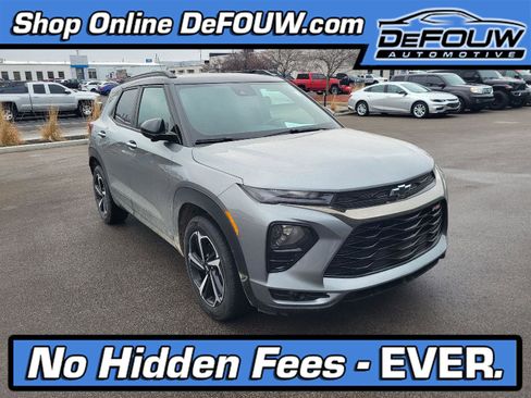 Used 2023 Chevrolet TrailBlazer RS w/ Convenience Package image 1