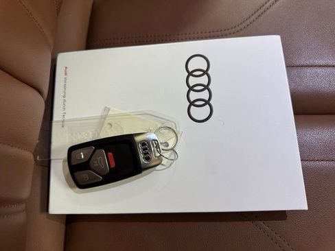 Used 2023 Audi Q5 2.0T Premium Plus w/ Premium Plus Package AWD/4WD image 28