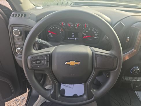Used 2025 Chevrolet Silverado 1500 W/T w/ WT Value Package AWD/4WD image 14