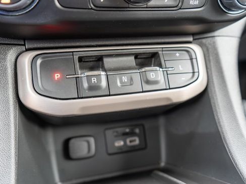 Used 2023 GMC Acadia Denali w/ Black Diamond Edition image 38