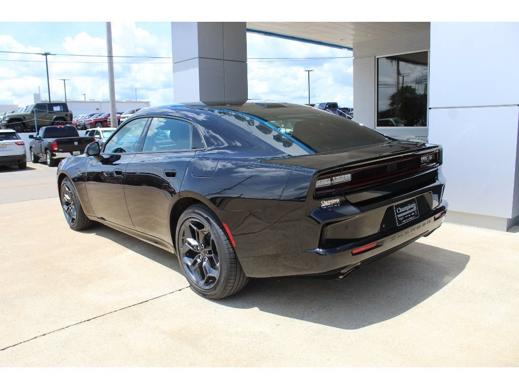 New 2026 Dodge Charger R/T AWD/4WD image 7