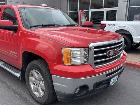 Used 2013 GMC Sierra 1500 SLT w/ SLT Convenience Package image 3