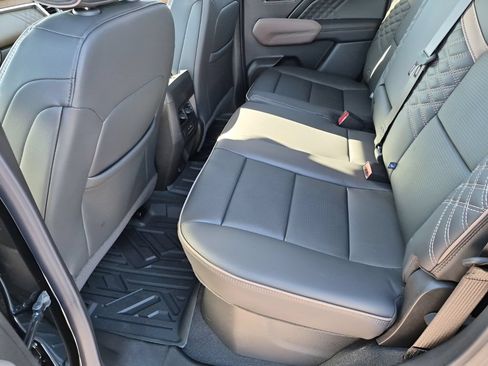 New 2026 GMC Canyon Denali w/ LPO, Denali Black Edition AWD/4WD image 25