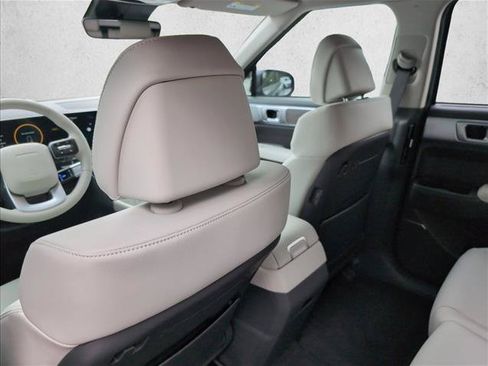 New 2026 Hyundai Santa Fe Limited FWD image 16