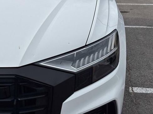 Used 2023 Audi Q8 Prestige AWD/4WD image 10