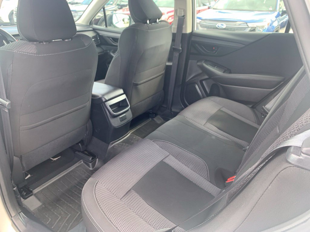 Used 2024 Subaru Outback AWD/4WD image 16