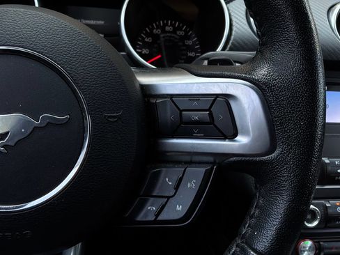 Used 2019 Ford Mustang Coupe RWD image 29