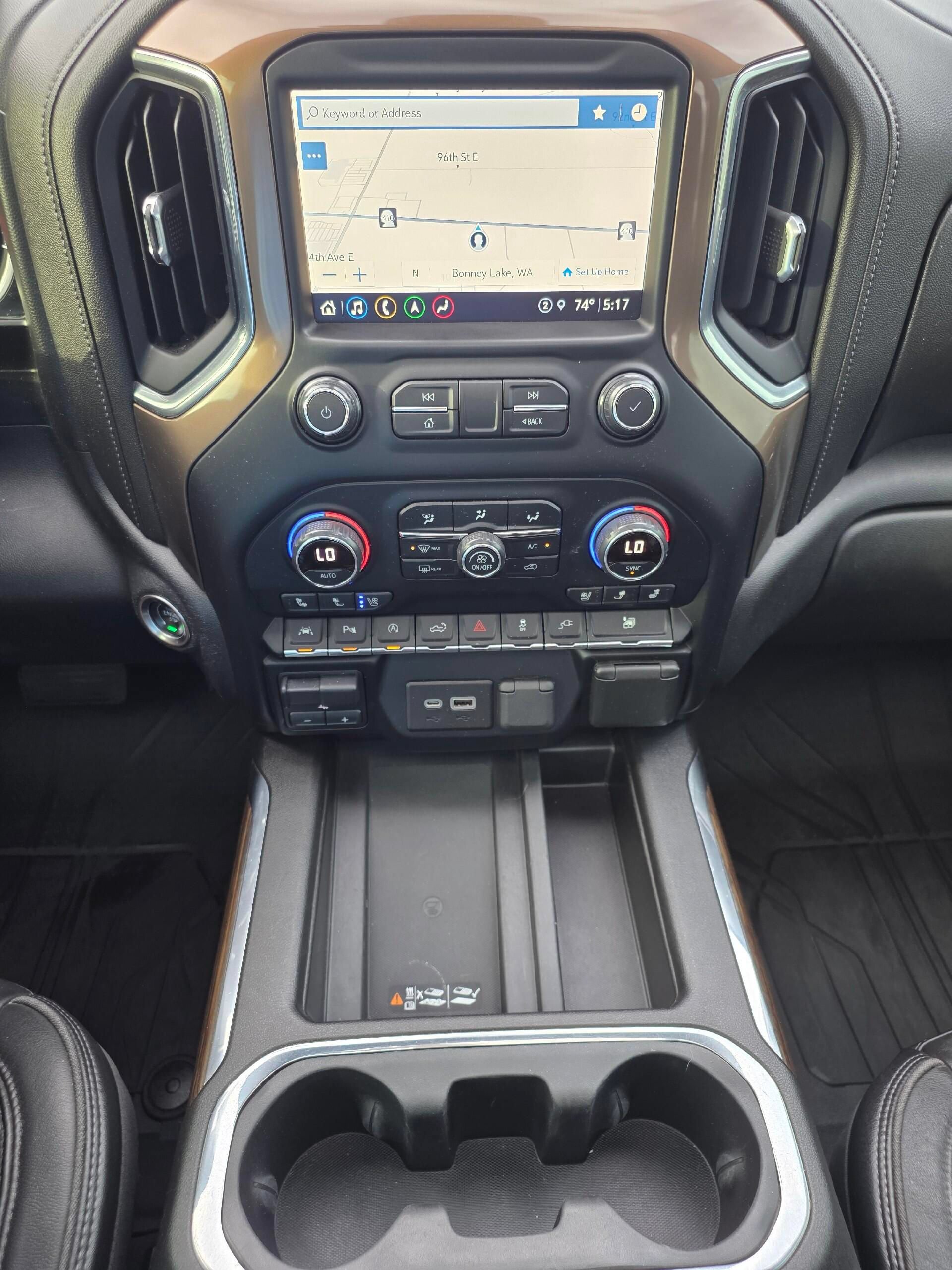 Used 2021 Chevrolet Silverado 1500 High Country w/ Technology Package AWD/4WD image 20