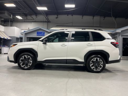 Used 2026 Subaru Forester AWD/4WD image 4