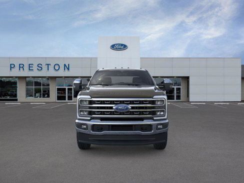 New 2026 Ford F250 Lariat w/ Chrome Package image 6