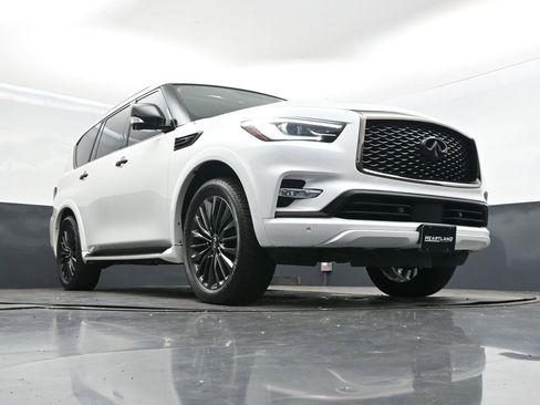 Certified 2023 INFINITI QX80 Premium Select w/ Cargo Package image 48