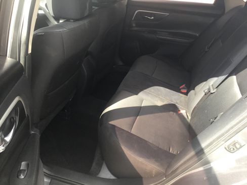 Used 2017 Nissan Altima 2.5 SR w/ Midnight Edition Package image 12