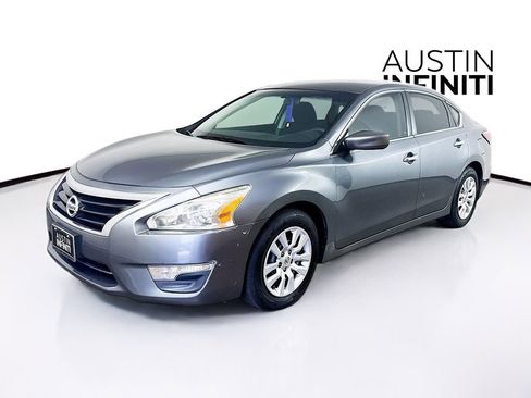 Used 2015 Nissan Altima 2.5 S image 3