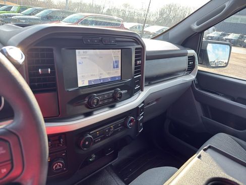 Used 2021 Ford F150 XLT image 21