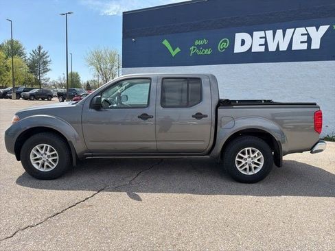 Used 2019 Nissan Frontier SV AWD/4WD image 2