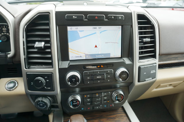 Certified 2020 Ford F150 Lariat w/ Equipment Group 502A Luxury RWD image 4