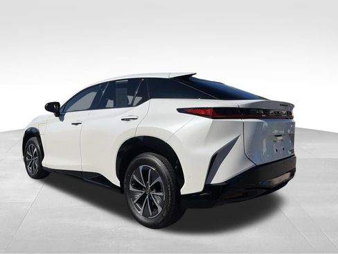 Used 2023 Lexus RZ 450e Premium w/ Technology Package AWD/4WD image 15