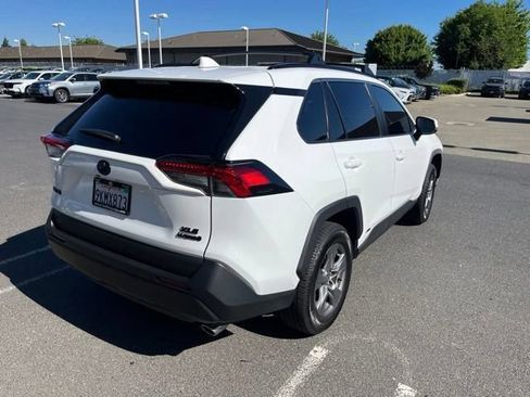 Used 2024 Toyota RAV4 XLE w/ Convenience Package AWD/4WD image 5